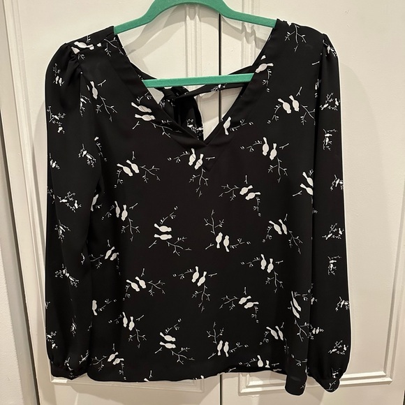 LOFT Black and White Bird Pattern Blouse - Picture 1 of 3